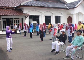 Sambut HKN dan HUT Korpri, Pensiunan Pejabat Pemkab Tangerang Diajak Senam Bersama