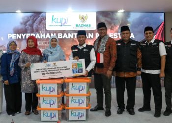 Kongres Ulama Perempuan Indonesia Salurkan Infak Kemanusiaan untuk Palestina