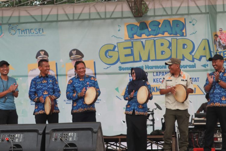Pembukaan Pasar Gembira. (RAY)