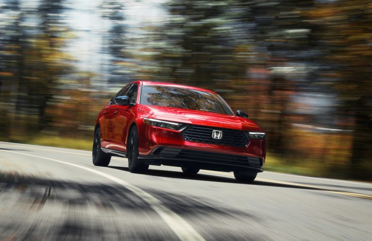 Tiga produk unggulan Honda yaitu Honda Civic, All New Honda CR-V dan All New Honda Accord meraih penghargaan dari Car and Driver 10Best Awards 2024 di Amerika Serikat. (IST)