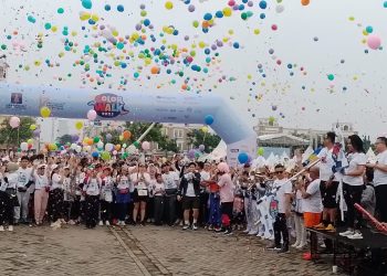 Ribuan Peserta Paramount Color Walk 2023 Tumpah Ruah di Gading Serpong