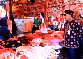 Pj Walikota Tangerang Sambangi Pedagang Pasar Anyar