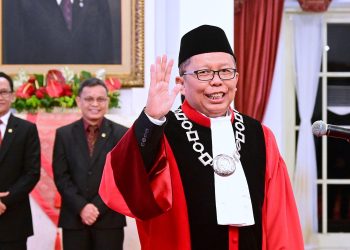Presiden Jokowi Saksikan Pengucapan Sumpah Arsul Sani sebagai Hakim Konstitusi