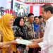 Serahkan 2.000 Sertifikat Tanah, Presiden Jokowi: Bukti Hak Hukum atas Tanah