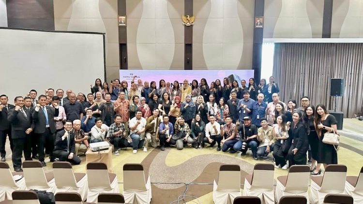 Santika Indonesia Hotels & Resorts. (IST)