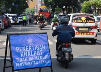 Tegas! Polrestro Tangerang Tilang Puluhan Sepeda Motor Berknalpot Brong