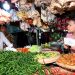 Presiden Jokowi Tinjau Stok dan Harga Bahan Pokok di Pasar Kota Wonogiri