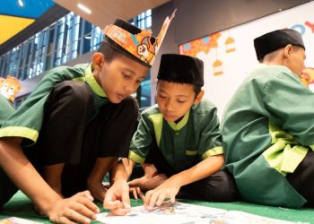 Anak Yatim dan Dhuafa Sumringah Diajak Ngabuburit Seru dan Bukber Bersama Toys Kingdom 