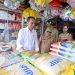 Presiden Jokowi Pantau Stabilitas Harga di Pasar Sungai Ringin Sekadau Saat Ramadan