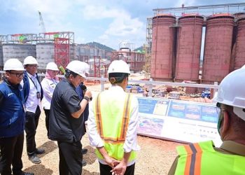 Presiden Jokowi Tinjau Proyek Hilirisasi di Smelter Grade Alumina Refinery Mempawah