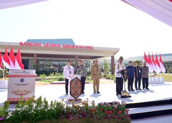 Resmikan Bandara Singkawang, Presiden Jokowi: Dorong Pertumbuhan Ekonomi dan Mobilitas