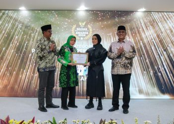 Berperan Bantu Kemanusiaan Palestina, Putri Ariani Didapuk Penghargaan dari BAZNAS