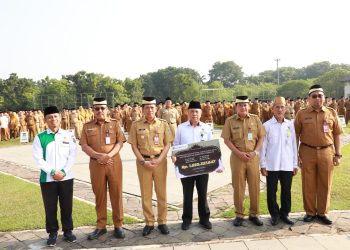 Diserahkan ke Baznas, Zakat dan Sodaqoh ASN Pemkab Tangerang Terkumpul Rp 1,6 Miliar Lebih