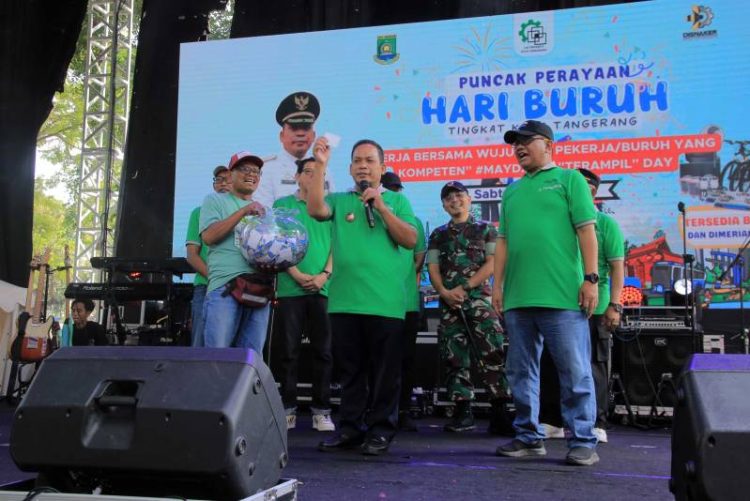 Peringatan puncak Hari Buruh di Kota Tangerang. (KEY)
