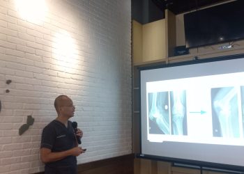 Dokter Siloam Hospitals Lippo Village Sarankan Penyembuhan Nyeri Lutut Lebih Cepat dan Efisien dengan Metode Ini