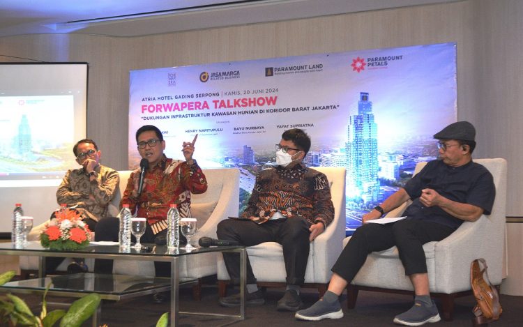 Presiden Direktur Paramount Land, M. Nawawi memberi pemaparan pada acara Forwapera Talkshow.