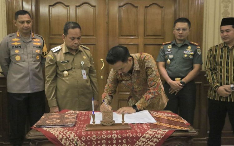 Pemkot Tangerang dapat penghargaan dari Kemendagri.