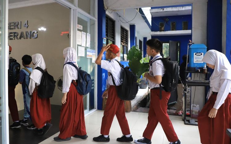 MPLS SMPN di Kota Tangerang.