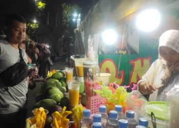 Lapak Diserbu Pembeli, Pedagang Jus Mangga Raup Cuan di Festival Cisadane 2024