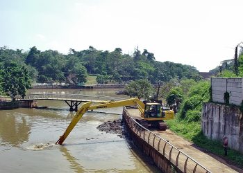 Langkah Nyata DSDABMBK Kota Tangsel Dalam Pengendalian Banjir