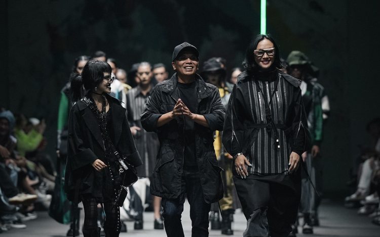 Sofie Desaign menampilkan koleksi street wear rebellions di JF3 SMS Gading Serpong.