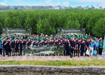 Alam Sutera Kembali Tanam Ribuan Bibit Mangrove di Ketapang Urban Culture