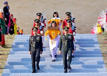 Derap Langkah Purna Paskibraka Duta Pancasila Membawa Merah Putih ke IKN