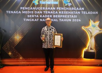 Chairman Gatam Institute Eka Hospital Group Raih Penghargaan Tenaga Medis Teladan dari Kementerian Kesehatan Indonesia