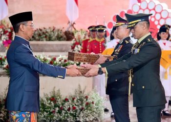 Kirab Bendera Merah Putih dan Teks Proklamasi: Perjalanan Bersejarah dari Monas ke IKN