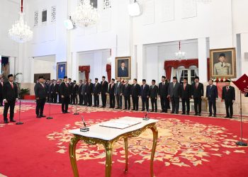 Presiden Jokowi Lantik Dua Kepala Badan dan Kepala Kantor Komunikasi Kepresidenan