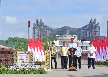 Presiden Jokowi Resmikan Plaza Seremoni Sumbu Kebangsaan di Ibu Kota Nusantara
