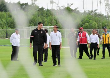 Tinjau Pusat Pelatihan PSSI di IKN, Presiden: September akan Dipakai