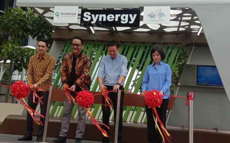 Peresmian halte Synergi di Alam Sutera.