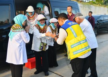 Hari Kedua di Kaltim, Ibu Iriana Kunjungi Bendungan Sepaku Semoi