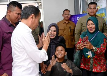 Kisah dan Harapan dari Kunjungan Presiden Jokowi ke RSUD dr. Abdul Rivai di Bumi Batiwakkal