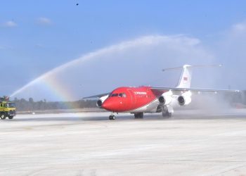 Presiden Jokowi Lakukan Pendaratan Perdana di Bandara Nusantara
