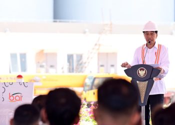 Resmikan Injeksi Bauksit Perdana SGAR, Presiden Jokowi: Jejak Dimulainya Industrialisasi di Indonesia