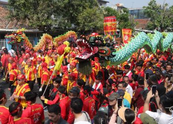 Parade Gotong Toapekong 12 Tahunan di Kota Tangerang Disaksikan Ribuan Wisatawan