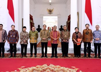 Presiden Jokowi Terima Kunjungan Pimpinan MPR RI di Istana Merdeka