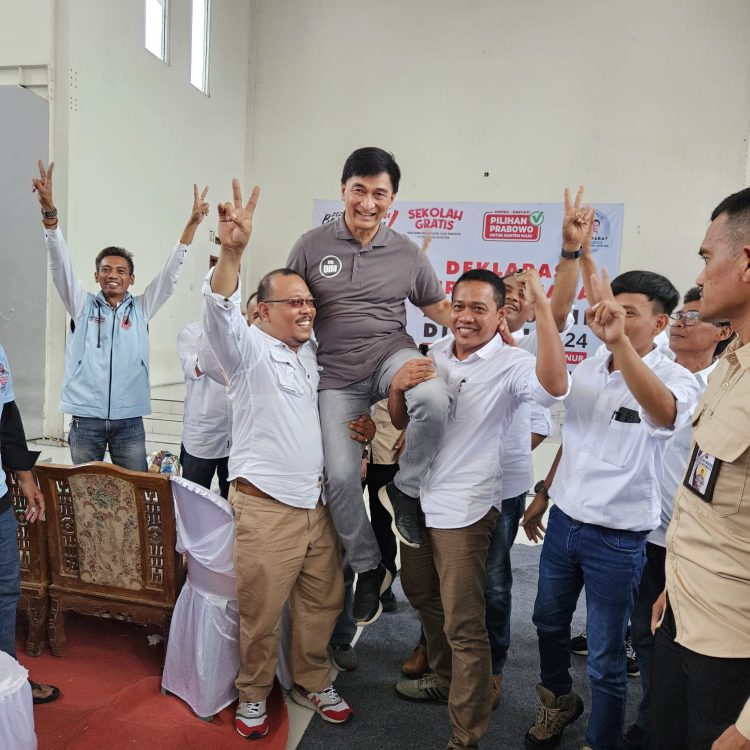 Forum Buruh Cikoja (Cikande, Kopo, dan Jawilan) dukung Andra Soni-Dimyati di Pilgub Banten.