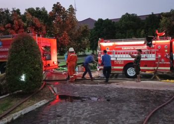 Asrama Putri Ponpes Daar El-Qolam Jayanti Terbakar
