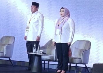 Pasangan Maesyal-Intan Tampil Elegan dan Tenang pada Debat Perdana Pilbup Tangerang