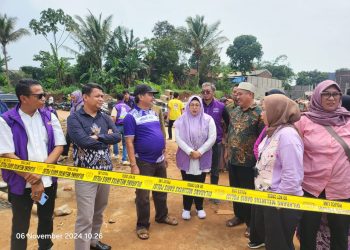 Calon Wakil Bupati Tangerang Sambangi Lokasi Longsor di Pagedangan