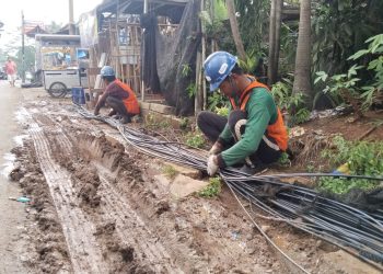 Dinas SDABMBK Kota Tangsel dan APJATEL Tata Ulang Kabel Fiber Optik
