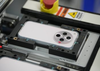 Diproduksi di Indoneisa, Find X8 Series Bukti Komitmen OPPO terhadap Inovasi dan Kualitas