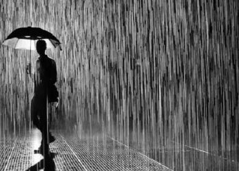 Tips Beraktivitas di Luar Ruang Saat Musim Hujan