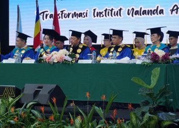 Institut Nalanda Sukses Selenggarakan Wisuda
