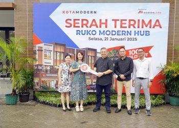 Modern Hub KotaModern Diserahterimakan, Konsumen Pun Tersenyum Lebar
