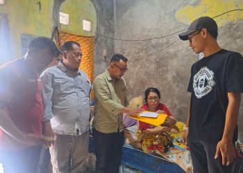 Komunitas Rakyat Memberi Salurkan Bantuan untuk Janda Penderita Stroke di Tigaraksa