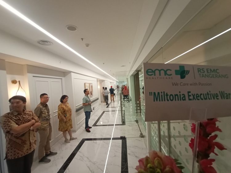 Peresmian Miltonia Executive Room RS EMC Tangerang. (RIZ)